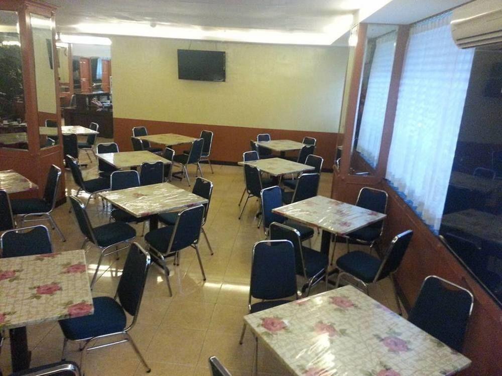 Plaza Hotel Harco Mangga Dua Джакарта Екстериор снимка