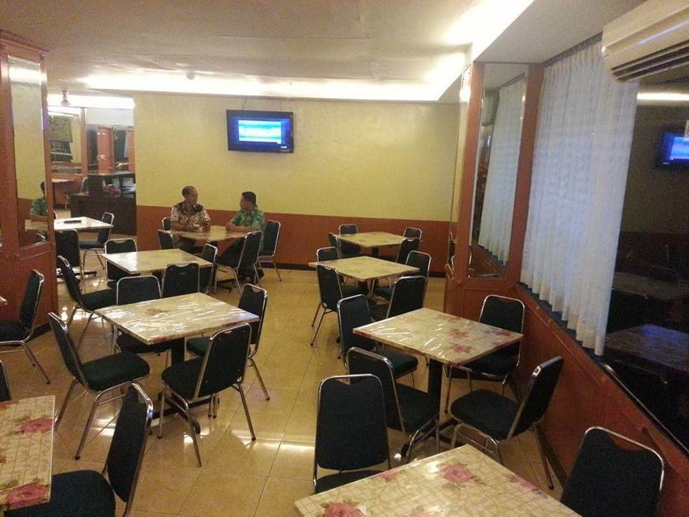 Plaza Hotel Harco Mangga Dua Джакарта Екстериор снимка