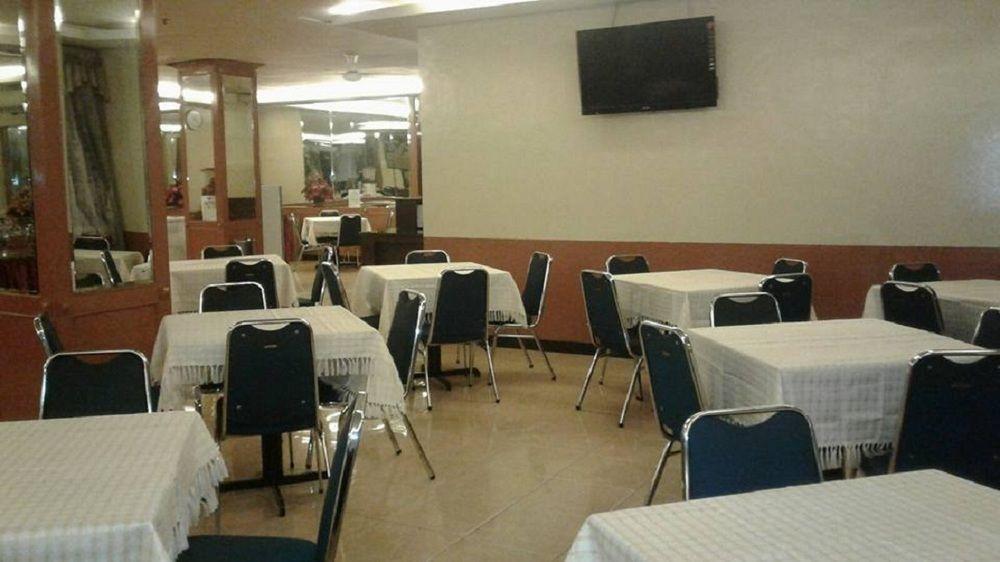 Plaza Hotel Harco Mangga Dua Джакарта Екстериор снимка